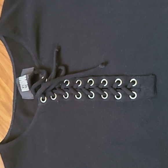 Reformation Long Sleeve - Picture 2 of 4